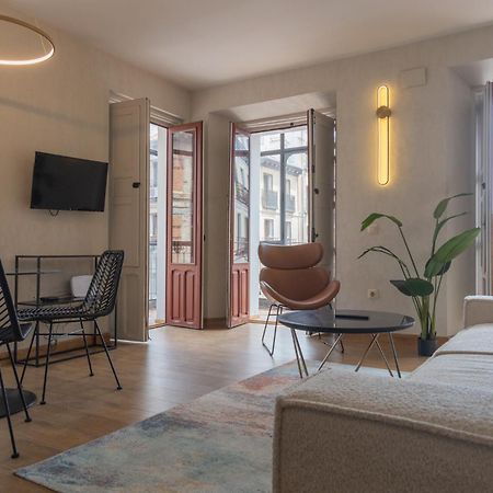 Aparthotel Ardmadrid Centro Luaran gambar