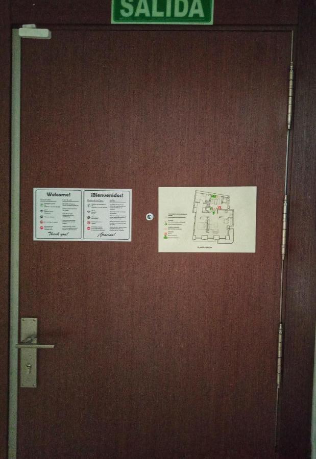 Aparthotel Ardmadrid Centro Luaran gambar