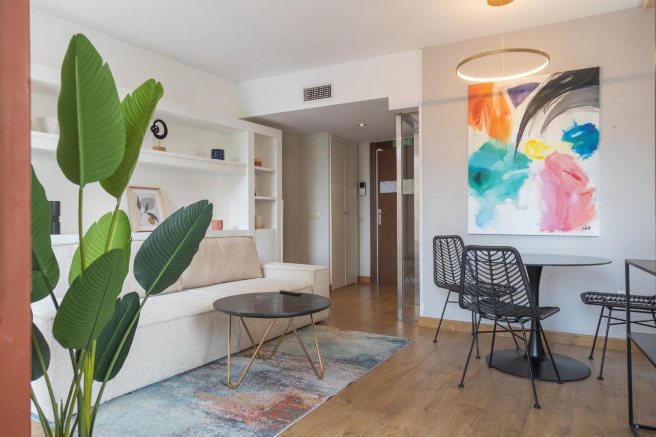 Aparthotel Ardmadrid Centro Luaran gambar