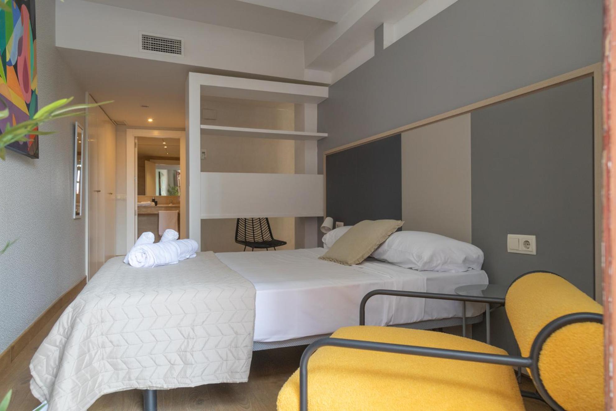 Aparthotel Ardmadrid Centro Luaran gambar