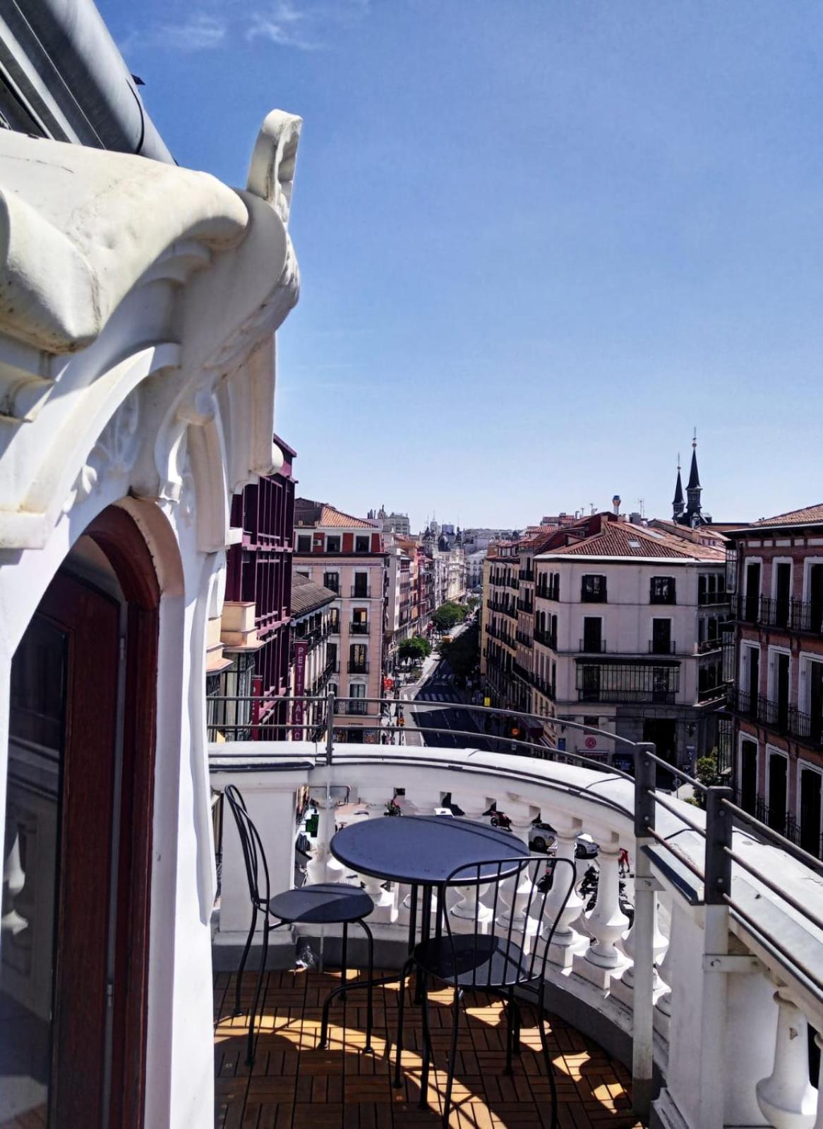 Aparthotel Ardmadrid Centro Bilik gambar